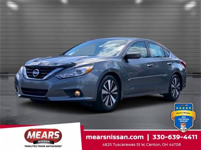 2017 Nissan Altima 2.5 SV FWD photo