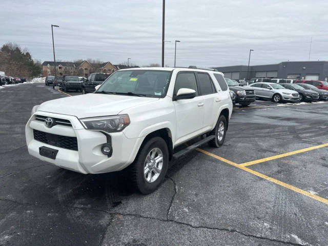 2021 Toyota 4Runner SR5 4WD photo