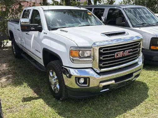 2019 GMC Sierra 2500HD SLT 4WD photo