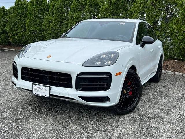 2021 Porsche Cayenne GTS AWD photo