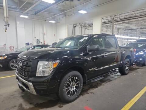 2021 Nissan Titan SV 4WD photo