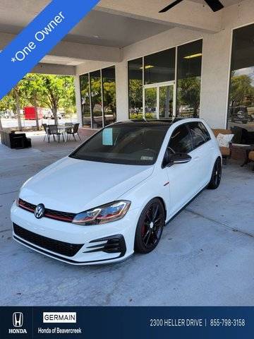 2021 Volkswagen Golf GTI SE FWD photo