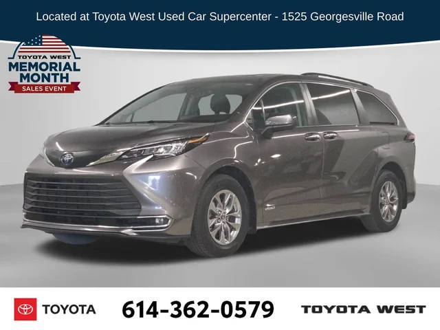 2021 Toyota Sienna XLE FWD photo