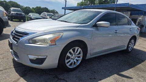 2015 Nissan Altima 2.5 S FWD photo
