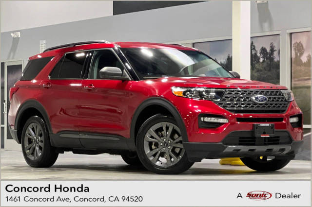 2021 Ford Explorer XLT 4WD photo