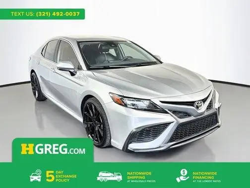 2021 Toyota Camry SE FWD photo