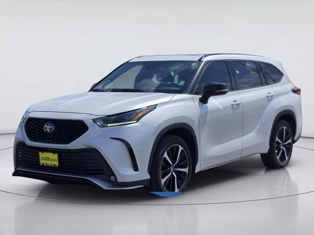 2021 Toyota Highlander XSE FWD photo