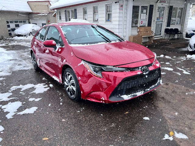 2021 Toyota Corolla LE FWD photo