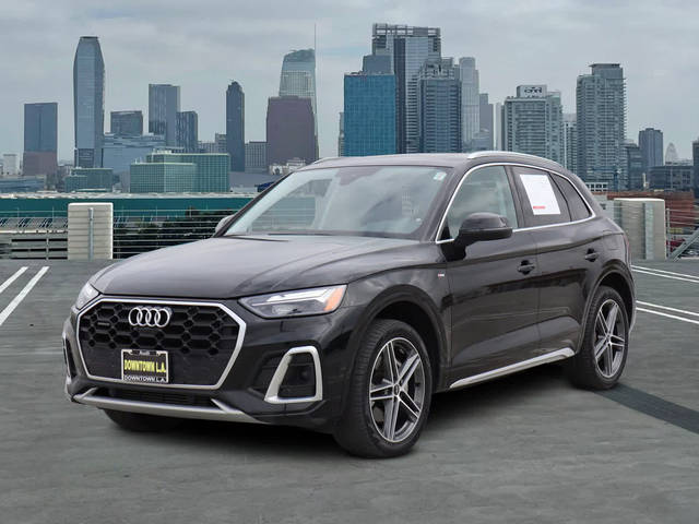 2021 Audi Q5 Premium Plus AWD photo