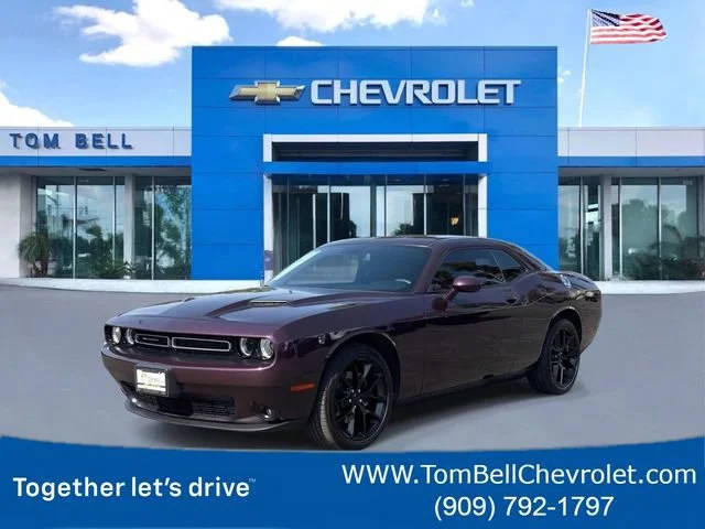 2021 Dodge Challenger SXT RWD photo
