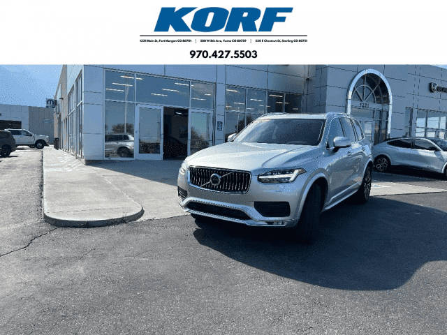 2021 Volvo XC90 Momentum AWD photo