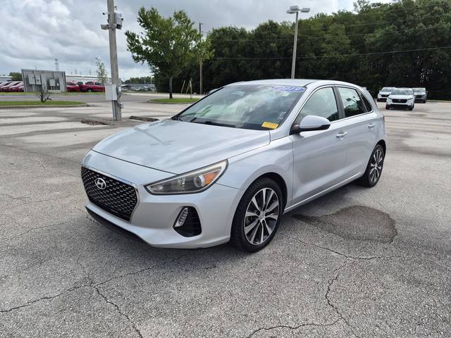 2019 Hyundai Elantra GT  FWD photo