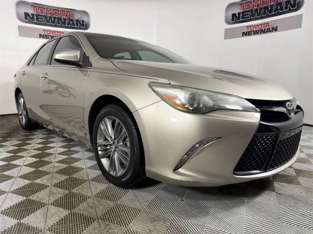2015 Toyota Camry SE FWD photo