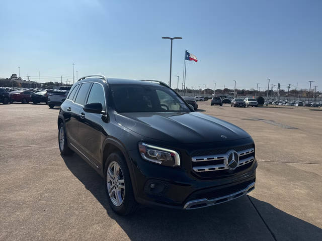 2021 Mercedes-Benz GLB-Class GLB 250 FWD photo