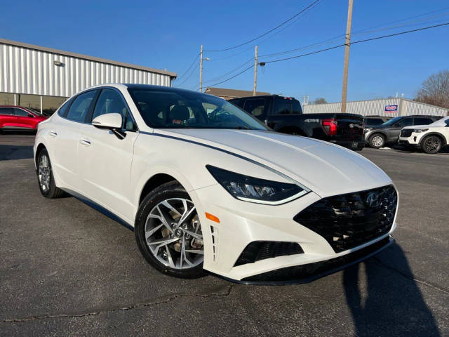 2021 Hyundai Sonata SEL FWD photo
