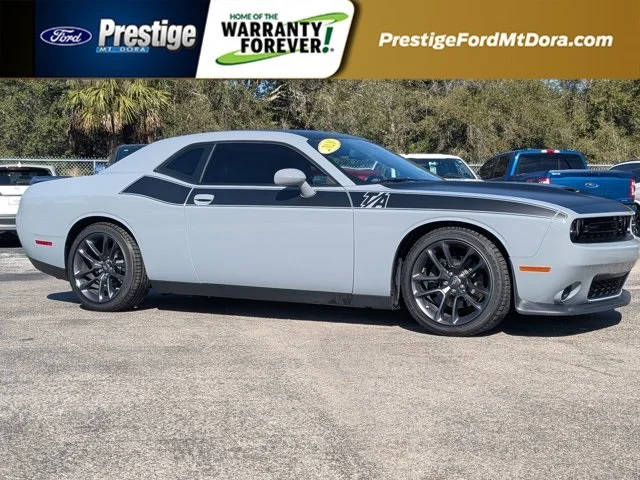 2020 Dodge Challenger R/T RWD photo