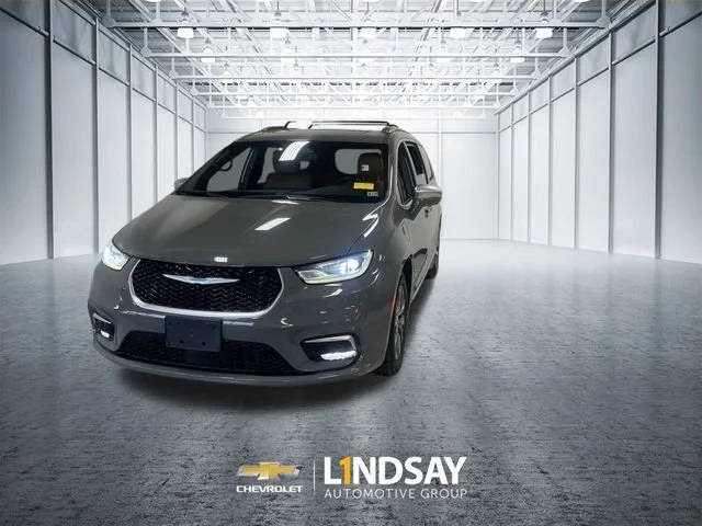 2021 Chrysler Pacifica Minivan Hybrid Pinnacle FWD photo