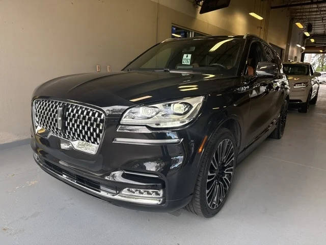 2021 Lincoln Aviator Black Label AWD photo