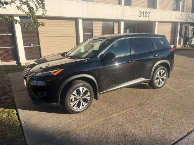 2021 Nissan Rogue SV FWD photo