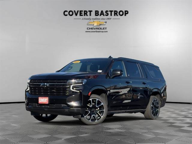 2021 Chevrolet Suburban RST RWD photo