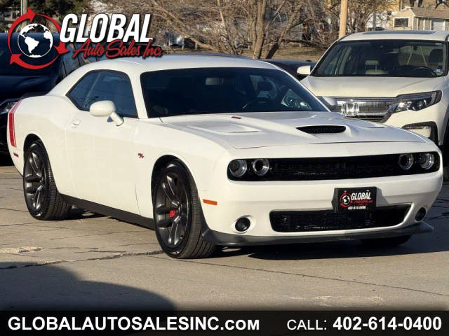 2021 Dodge Challenger R/T Scat Pack RWD photo