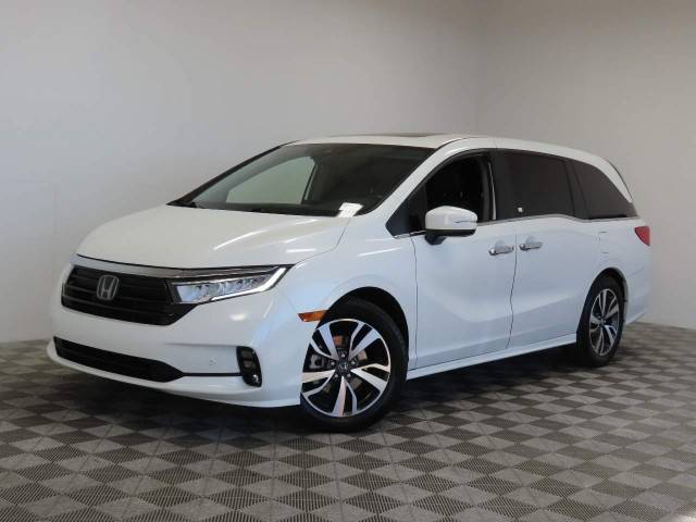 2021 Honda Odyssey Touring FWD photo