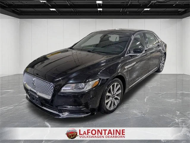 2019 Lincoln Continental Livery AWD photo