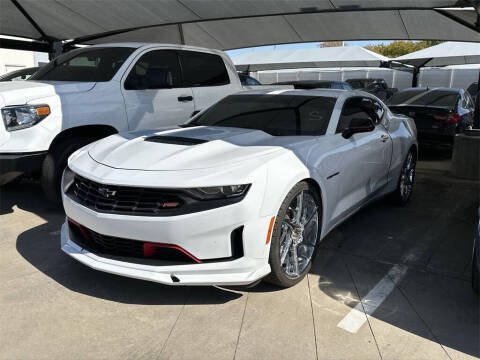 2021 Chevrolet Camaro LT1 RWD photo