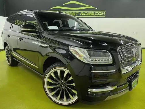 2021 Lincoln Navigator Reserve 4WD photo