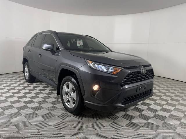 2021 Toyota RAV4 XLE AWD photo