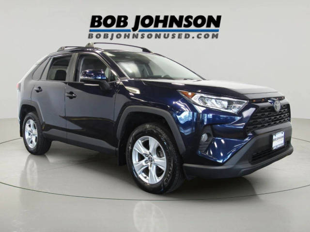 2021 Toyota RAV4 XLE AWD photo