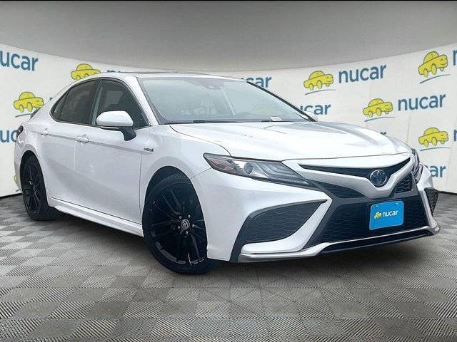 2021 Toyota Camry Hybrid XSE FWD photo