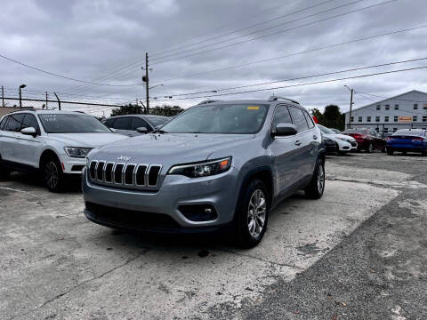 2021 Jeep Cherokee Latitude Lux FWD photo