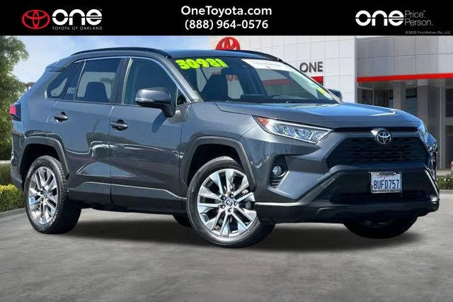 2021 Toyota RAV4 XLE Premium FWD photo