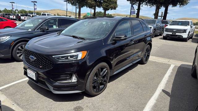 2020 Ford Edge ST AWD photo