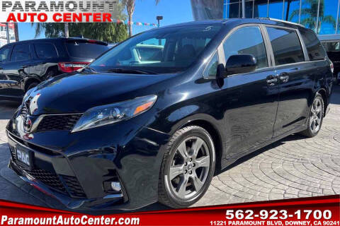 2019 Toyota Sienna SE FWD photo