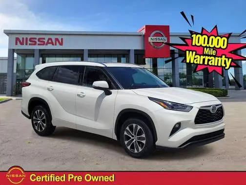 2021 Toyota Highlander Hybrid XLE FWD photo