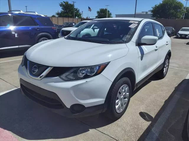 2019 Nissan Rogue Sport S FWD photo