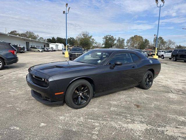 2019 Dodge Challenger SXT RWD photo