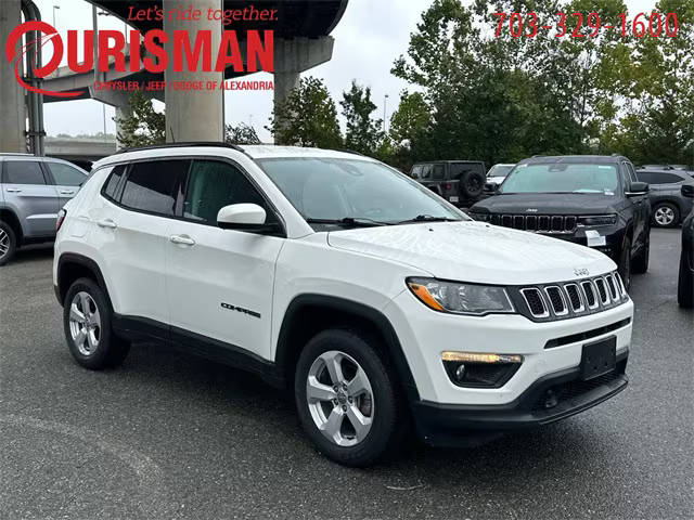 2021 Jeep Compass Latitude 4WD photo