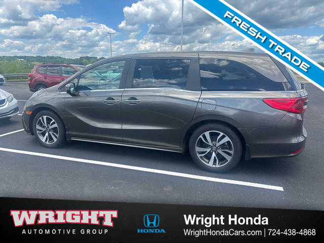 2021 Honda Odyssey Touring FWD photo