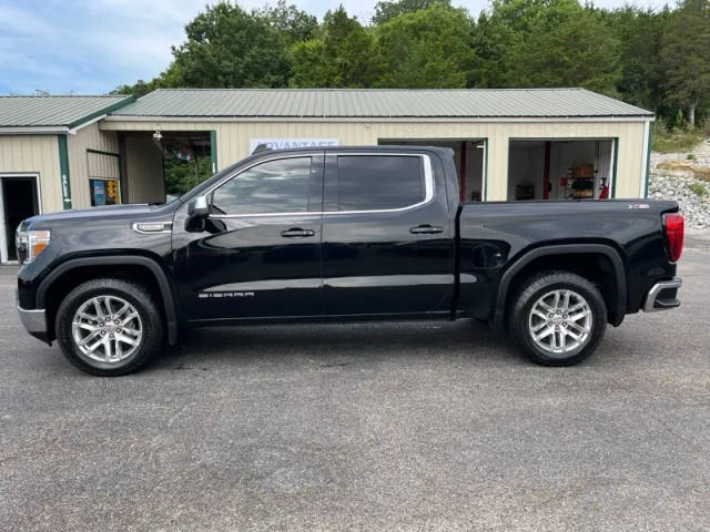 2021 GMC Sierra 1500 SLE 4WD photo