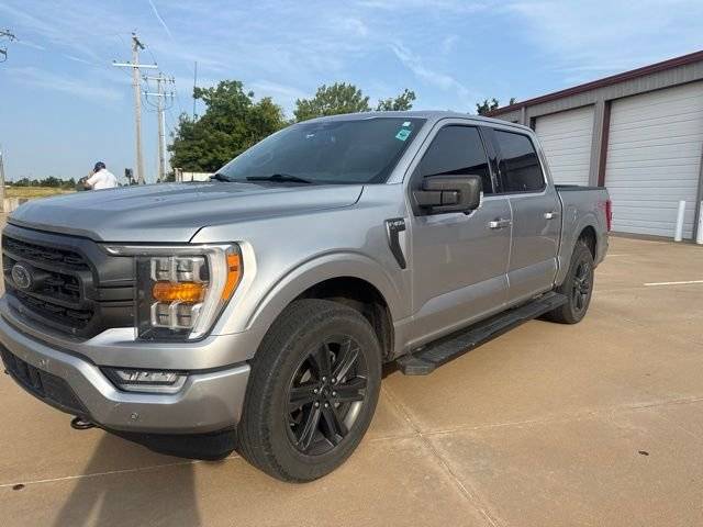 2021 Ford F-150 XLT 4WD photo