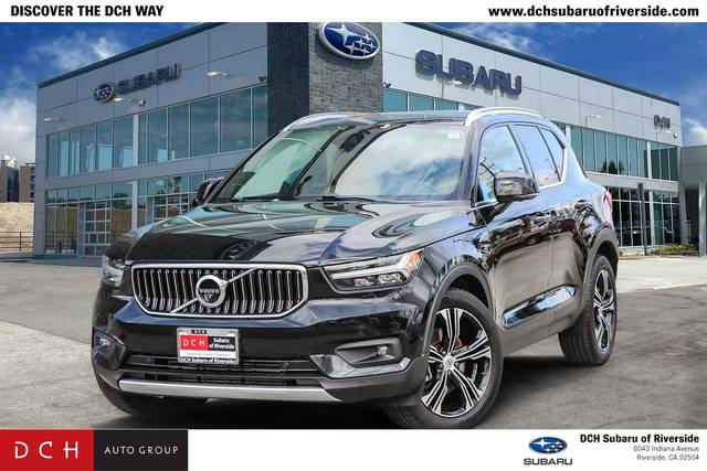 2021 Volvo XC40 Inscription AWD photo