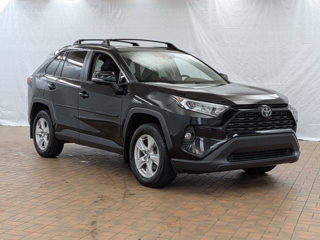 2021 Toyota RAV4 XLE AWD photo