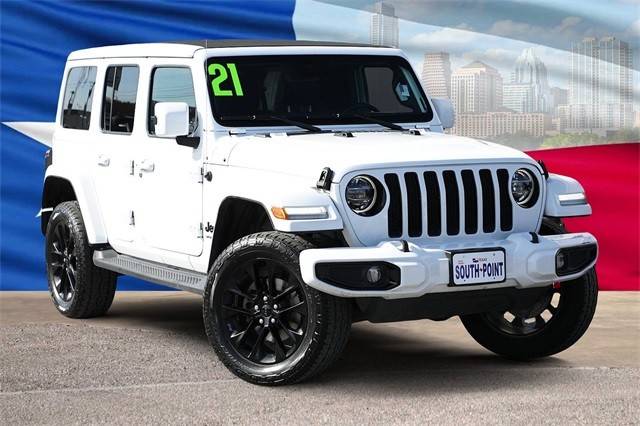 2021 Jeep Wrangler Unlimited Unlimited Sahara High Altitude 4WD photo