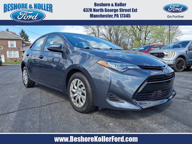 2019 Toyota Corolla LE FWD photo