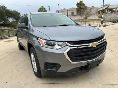 2021 Chevrolet Traverse LS FWD photo
