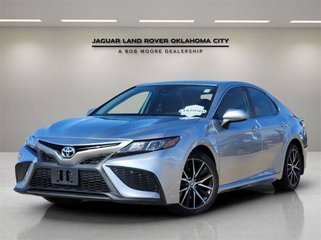 2021 Toyota Camry SE FWD photo