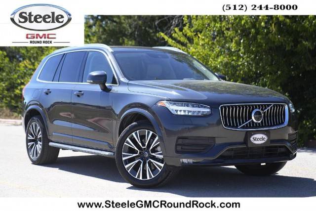 2021 Volvo XC90 Momentum AWD photo